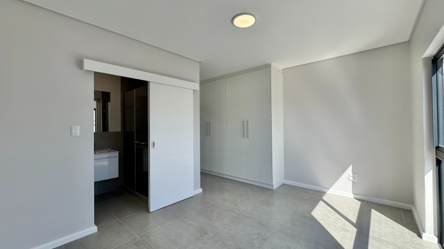 2 Bedroom Property for Sale in Gordons Bay Central Western Cape